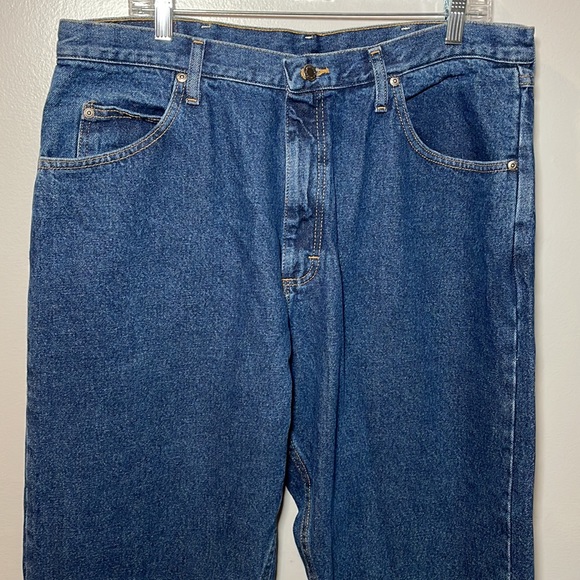 Wrangler Relaxed Fit Jeans Mens 38x32 NEW - Picture 2 of 6